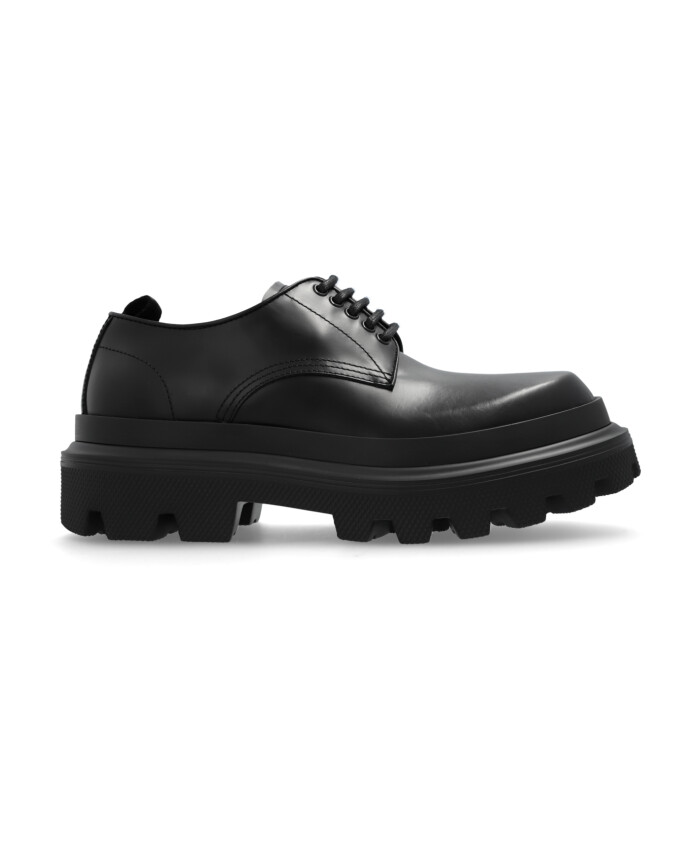 chaussures-en-cuir