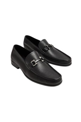 leather-moccasins