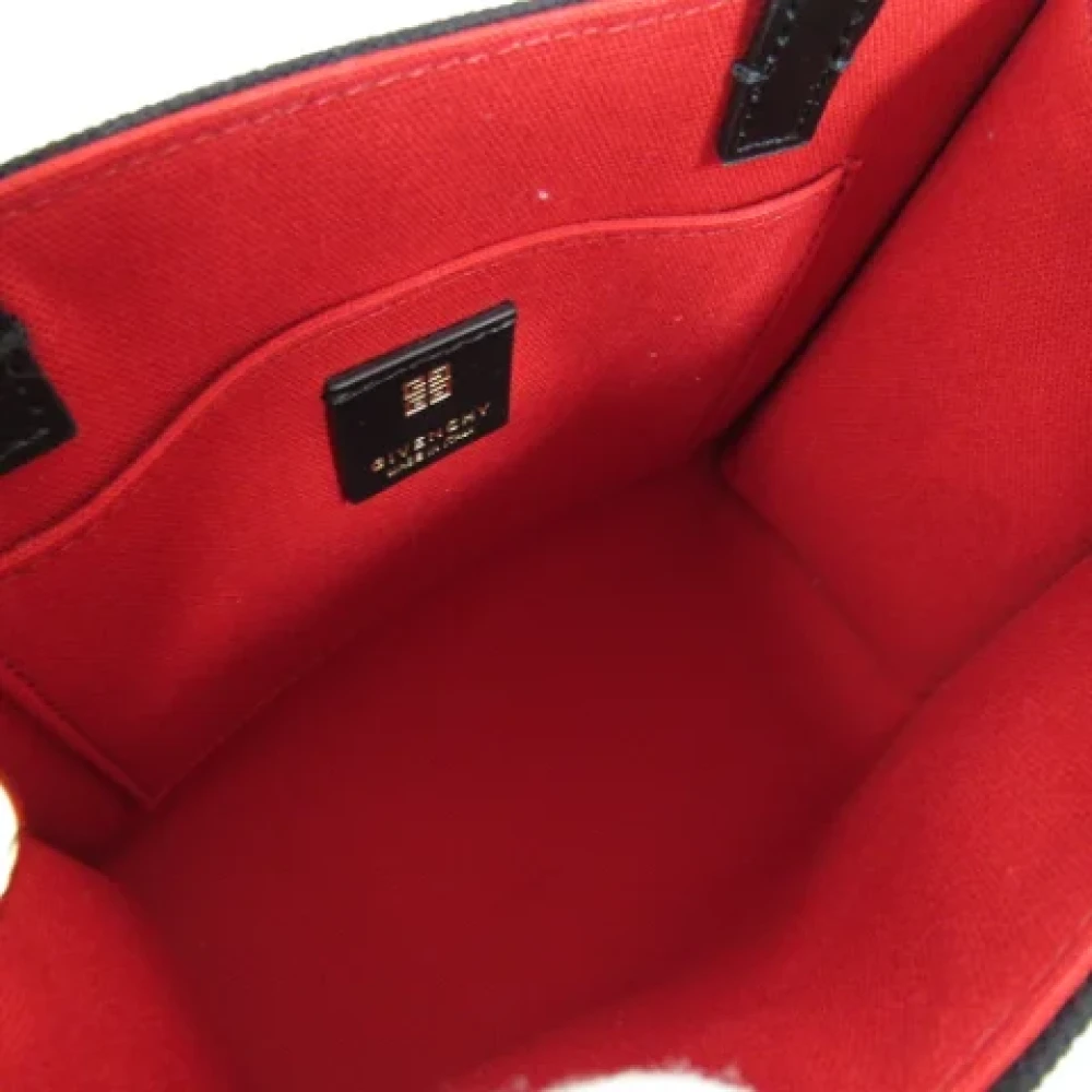 Givenchy Pre-owned Canvas shoulder-bags Black Dames