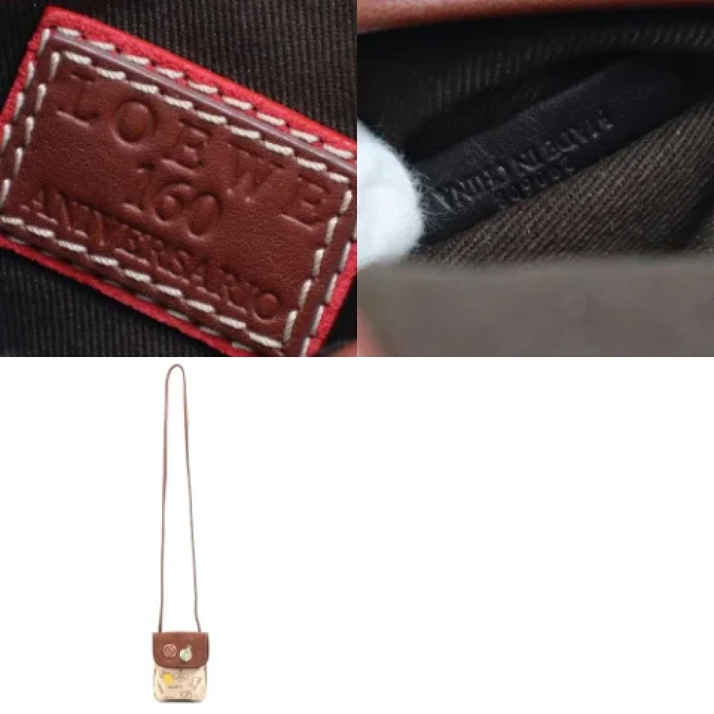 Loewe Pre-owned Canvas clutches Multicolor Dames