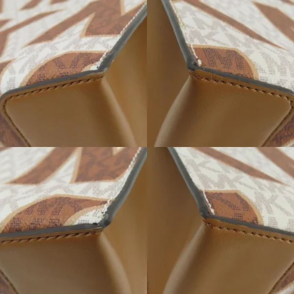 Michael Kors Pre-owned Plastic handbags Brown Dames