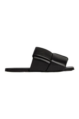 mule-patch-black-stylish-shoes