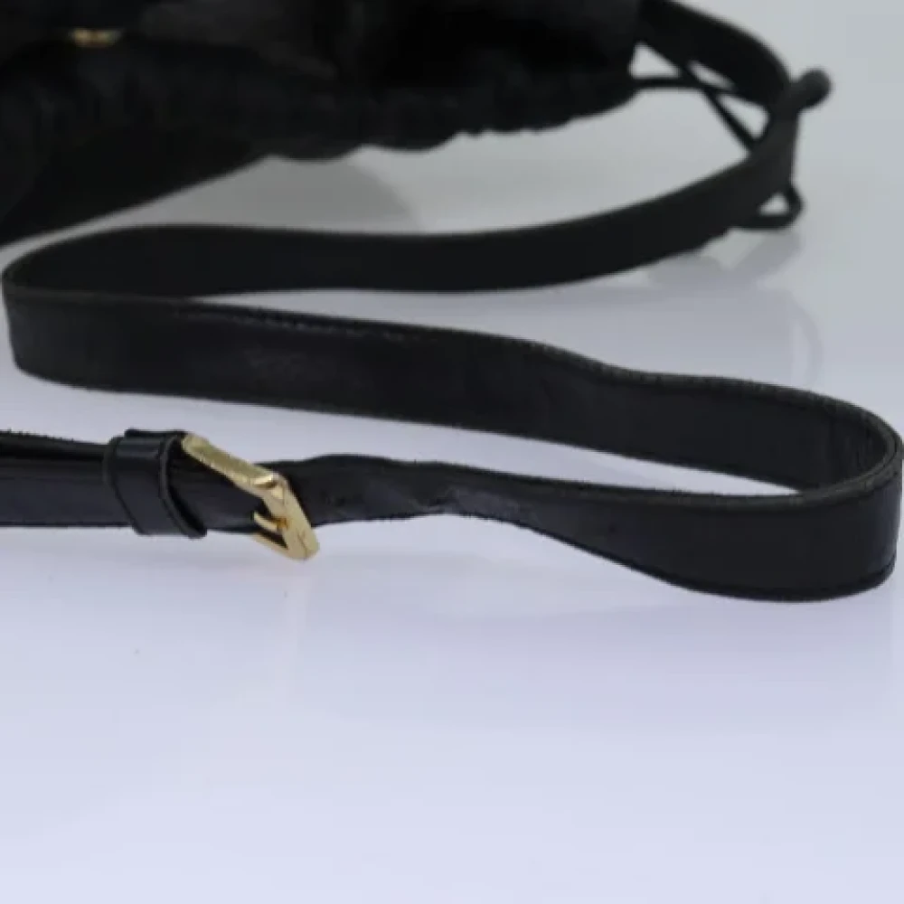 Loewe Pre-owned Leather shoulder-bags Black Dames