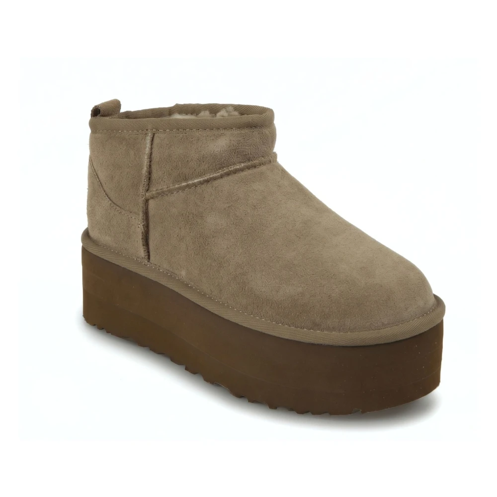 UGG Classic Ultra Mini Platform