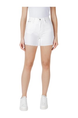 high-rise-distressed-hem-denim-shorts