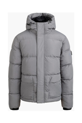 gray-puffer-winter-jacket-men