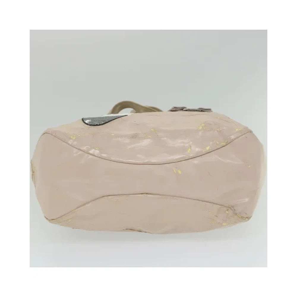 Salvatore Ferragamo Pre-owned Nylon shoulder-bags Beige Dames