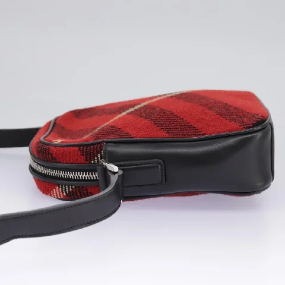Burberry Vintage Pre-owned Leather shoulder-bags Red Dames