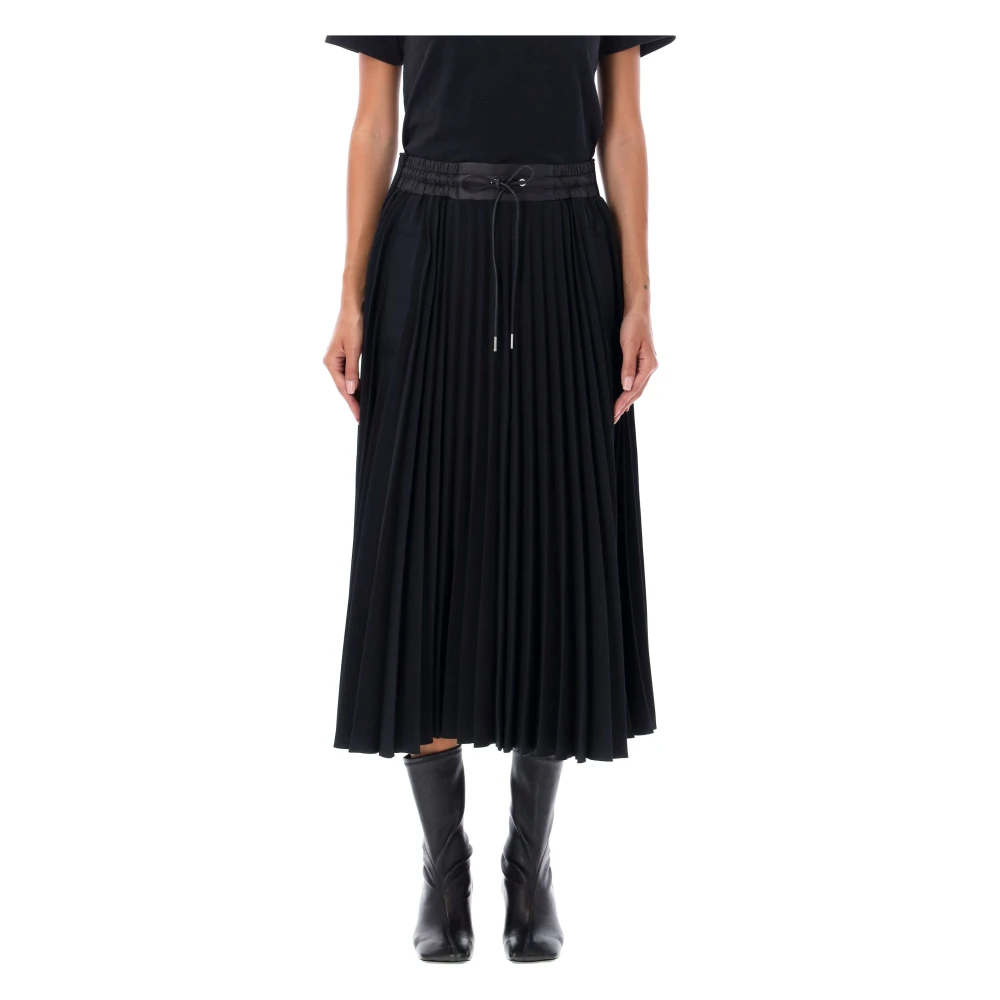 Sacai Zwarte Tech Geplooide Midi Rok Black Dames