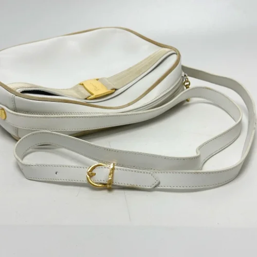 Salvatore Ferragamo Pre-owned Leather shoulder-bags White Dames