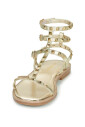 sandales-plates-elegantes-pour-femmes