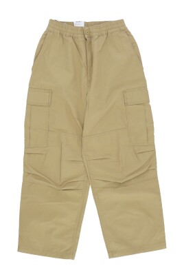 cargo-pants-with-military-cut