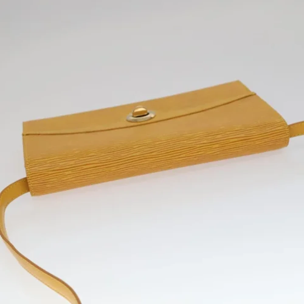 Louis Vuitton Vintage Pre-owned Leather louis-vuitton-bags Yellow Dames