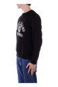 pull-noir-avec-logo-frontal