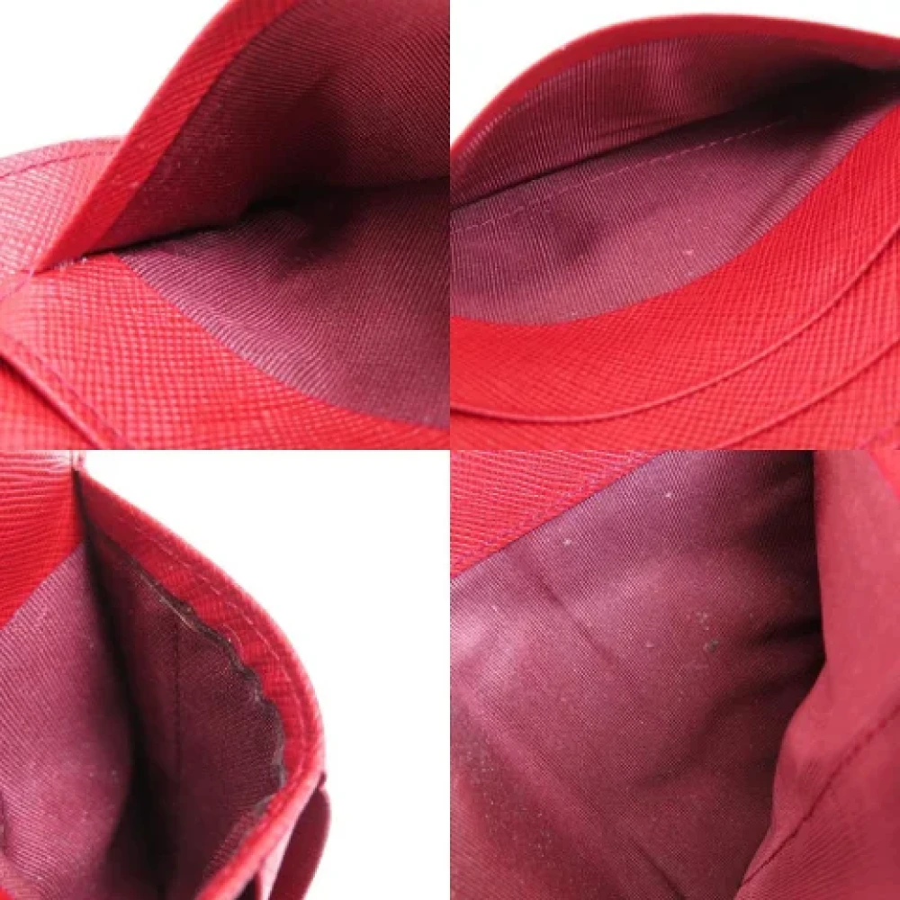 Burberry Vintage Pre-owned Plastic wallets Red Dames