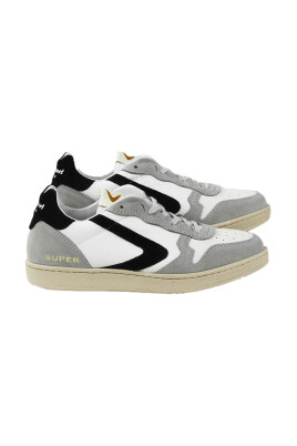 stylish-sneakers-for-men