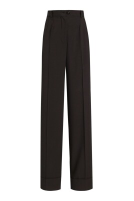 black-flare-trousers-with-pleats