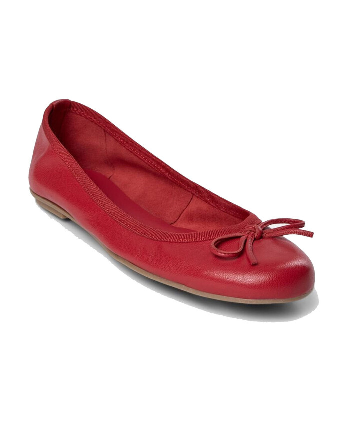 red-ballerina-shoes-with-bow-detail