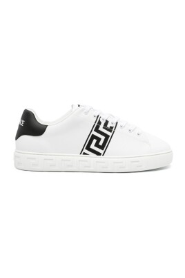 white-sneakers-for-men