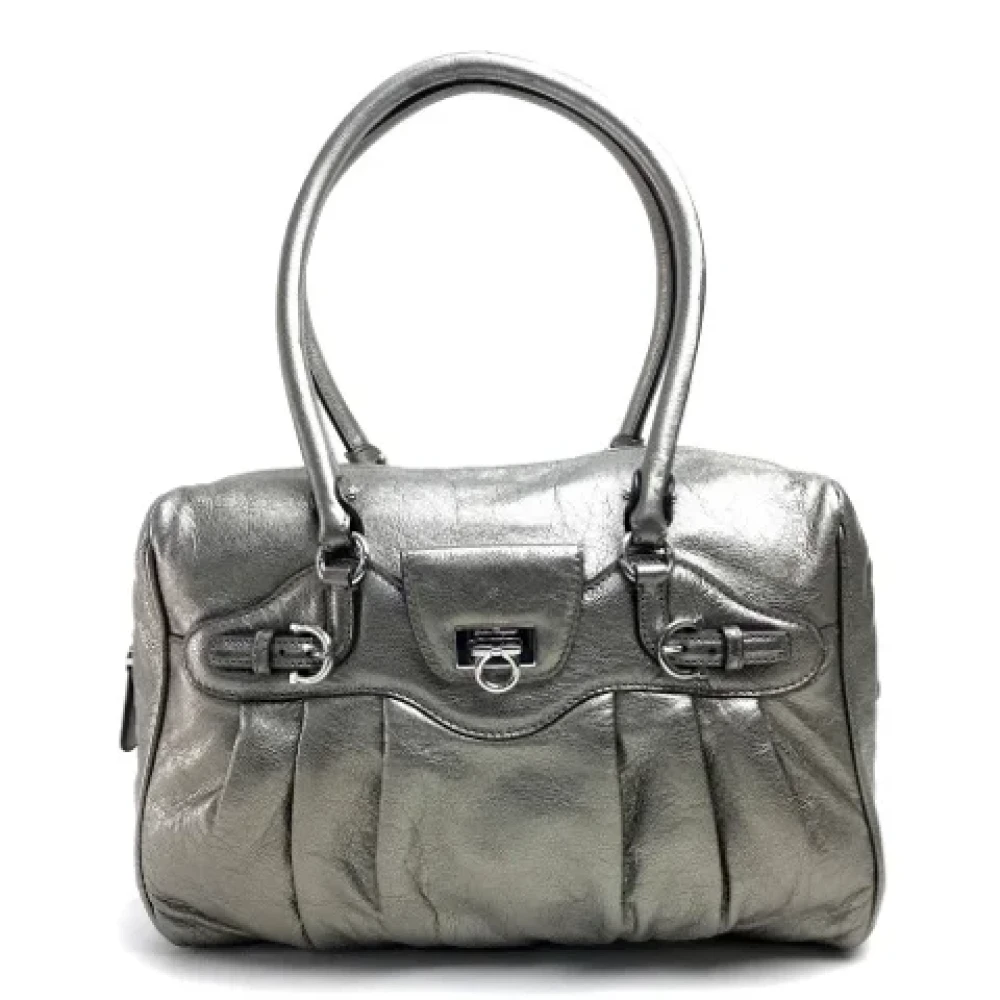 Salvatore Ferragamo Pre-owned Leather handbags Gray Dames