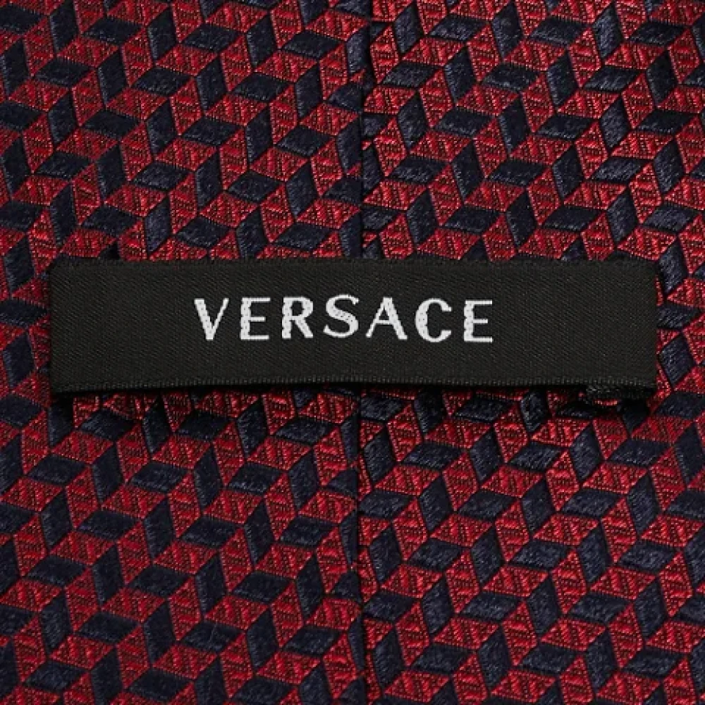 Versace Pre-owned Silk tops Red Heren