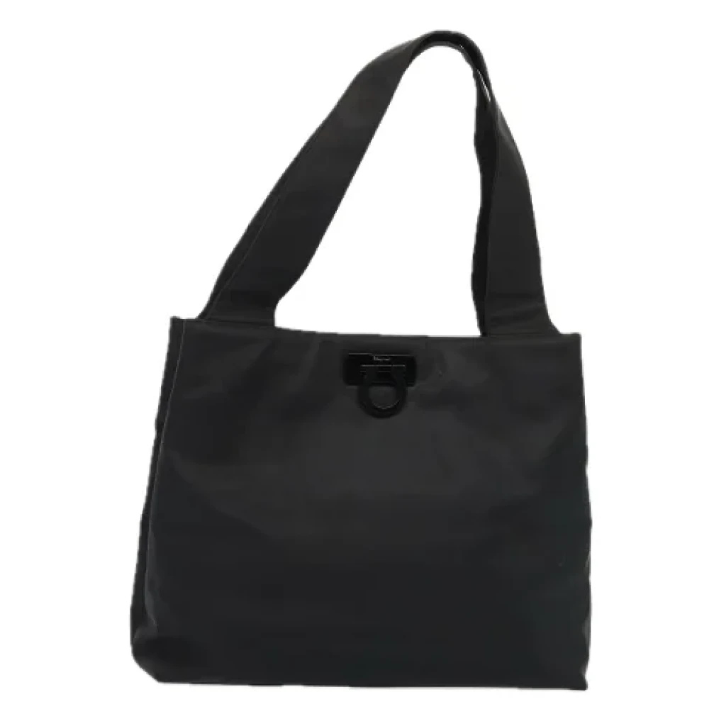Salvatore Ferragamo Pre-owned Nylon totes Black Dames