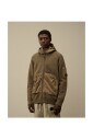 pull-tricot-zippe-a-capuche