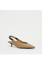 escarpin-en-cuir-a-talon