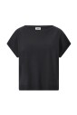 oversized-tee-elegant-confortable-polyvalent