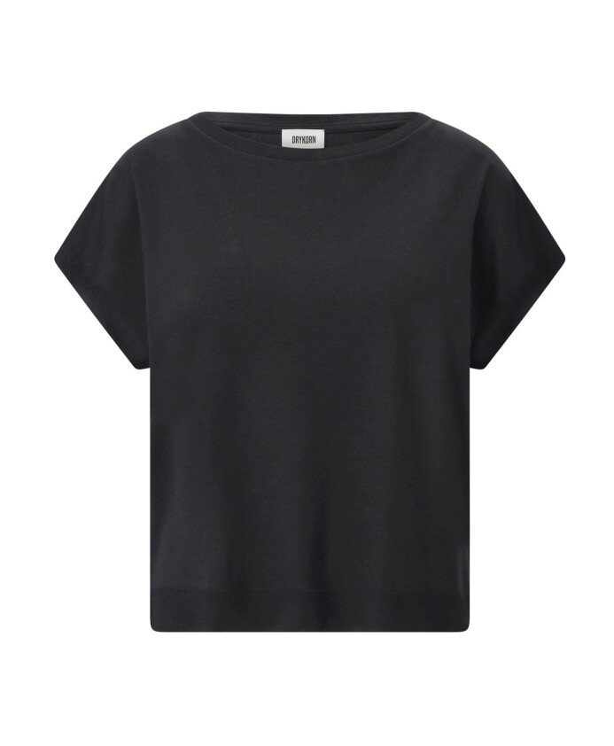 oversized-tee-elegant-confortable-polyvalent