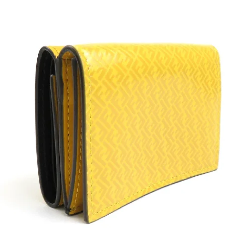 Fendi Vintage Pre-owned Leather wallets Yellow Dames