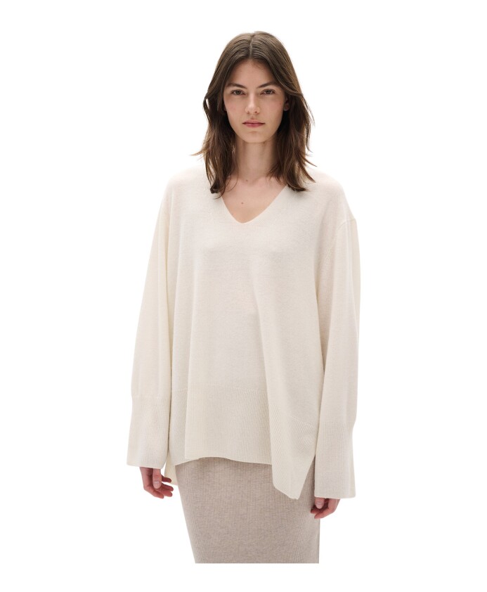 pull-en-maille-a-col-en-v