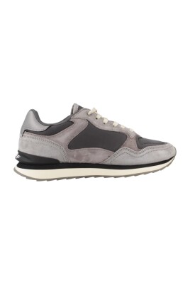 sporty-berlin-sneakers