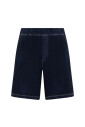 short-relax-fit