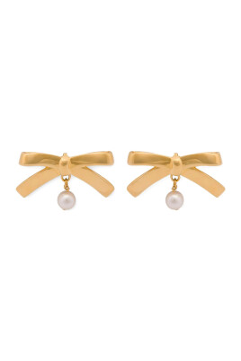 pearl-drop-earrings
