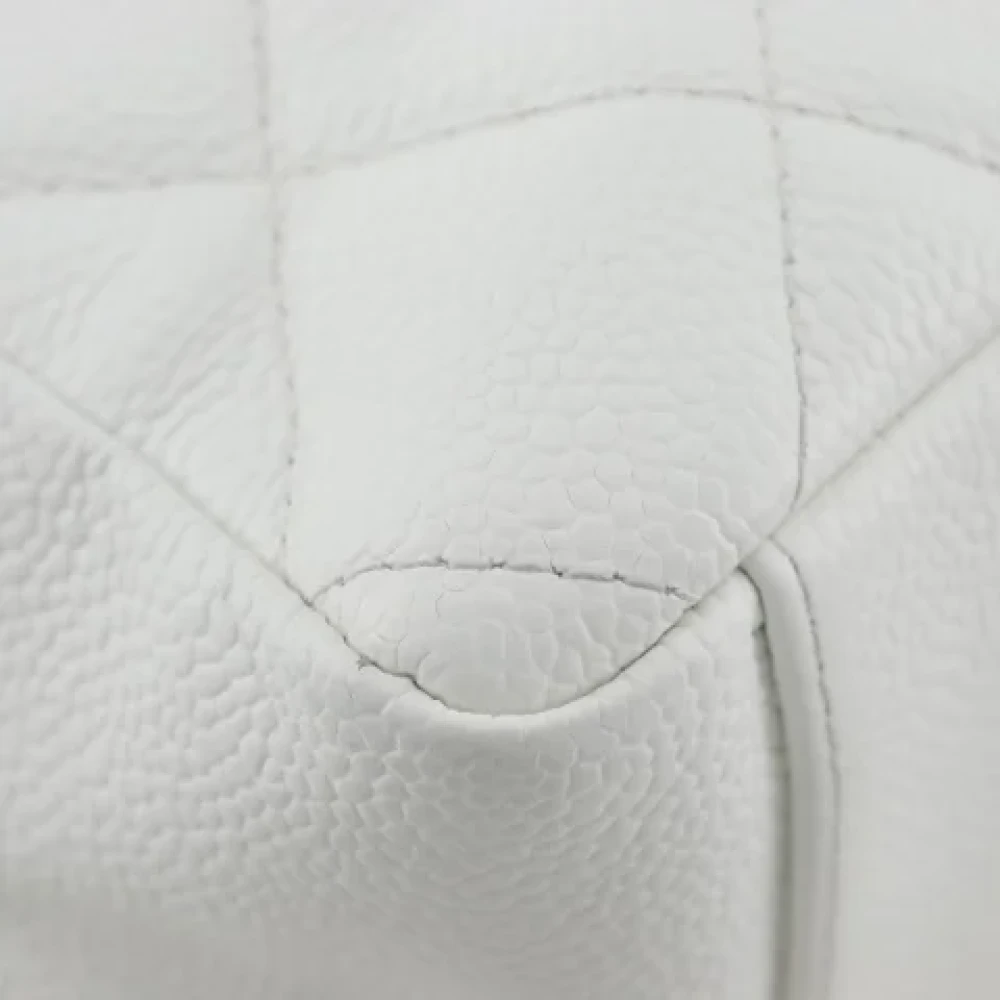 Chanel Vintage Pre-owned Fabric totes White Dames