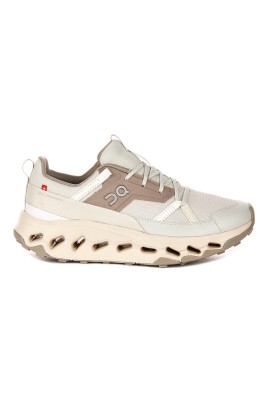 taupe-womens-cloudhorizon-max-grip-shoes