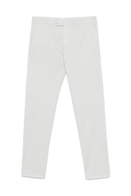 white-belted-trousers-with-pockets
