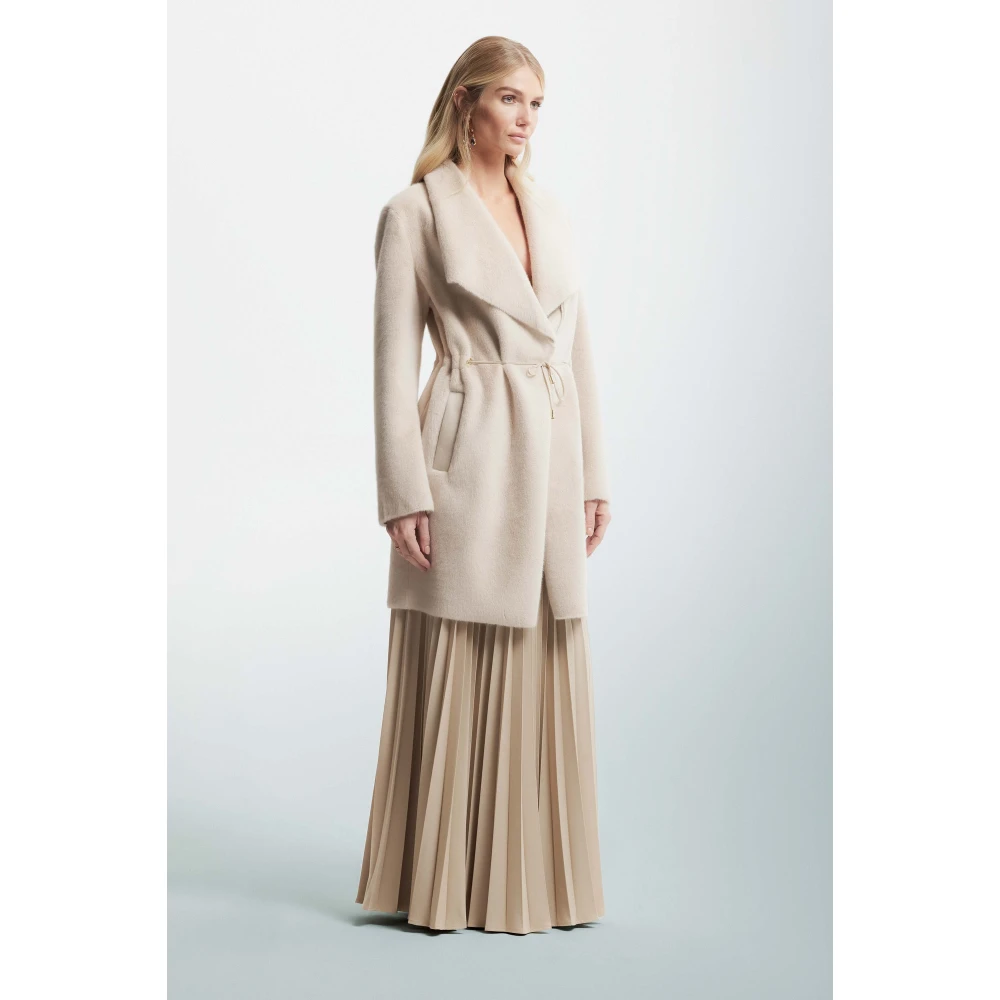 Kocca Button Drawstring Schapenvachtjas Beige Dames