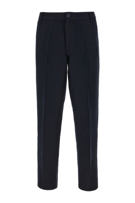 stylish-pants-for-men-and-women