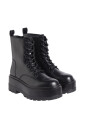 bottines-noires-a-plateforme-et-lacets