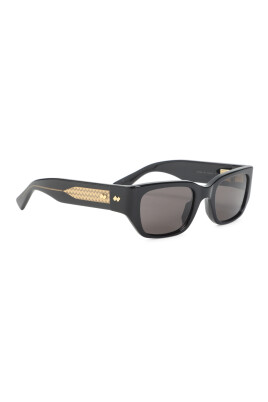 stylish-sunglasses-for-ultimate-protection