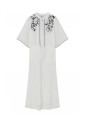 robe-longue-a-coupe-bias-avec-broderie