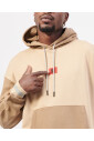 beige-hoodie-met-kleurblokken