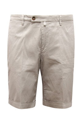 bermuda-shorts-bg108-model