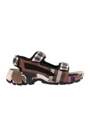Platte sandalen