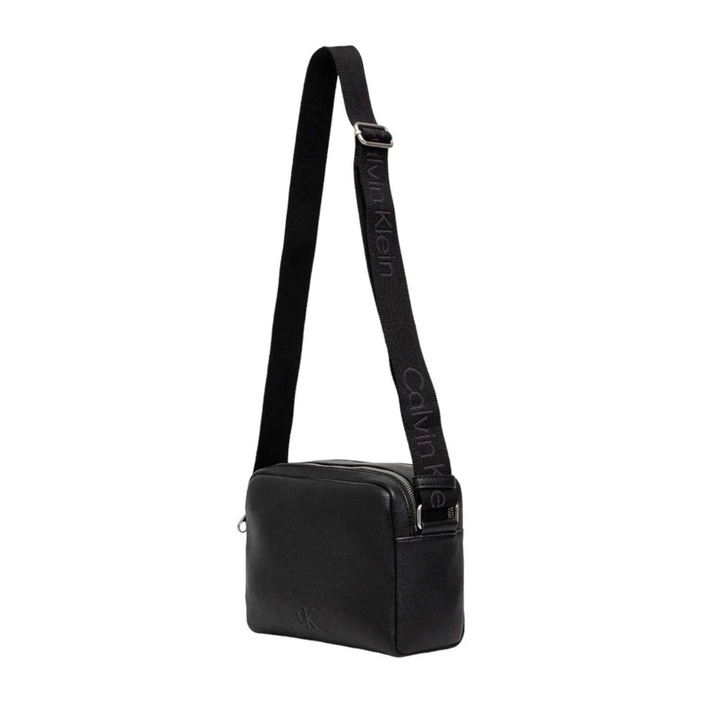 Calvin Klein Jeans Stijlvolle Zwarte Polyethyleen Handtas Black Dames