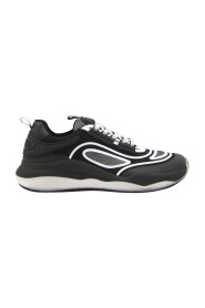 Sneakersy