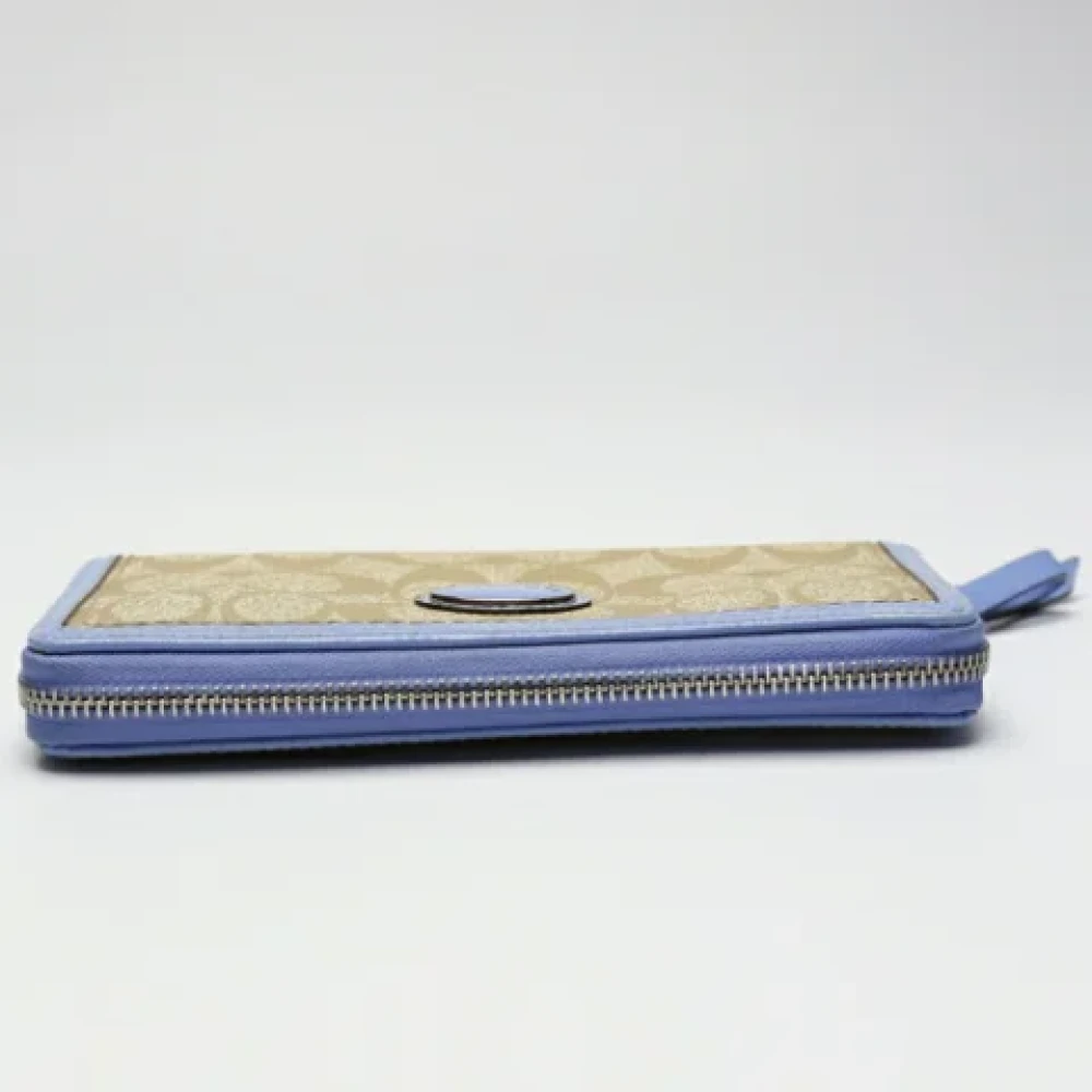 Coach Pre-owned Leather wallets Beige Dames
