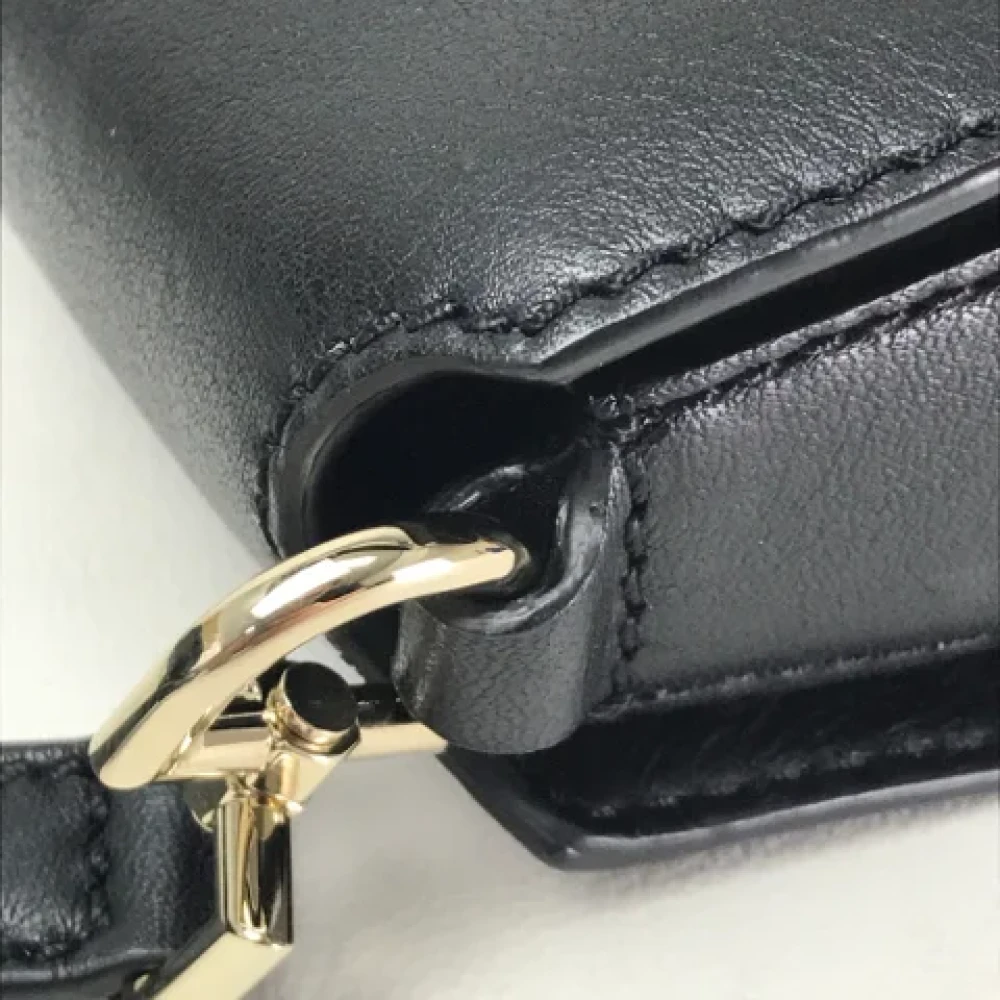 Givenchy Pre-owned Leather shoulder-bags Black Dames